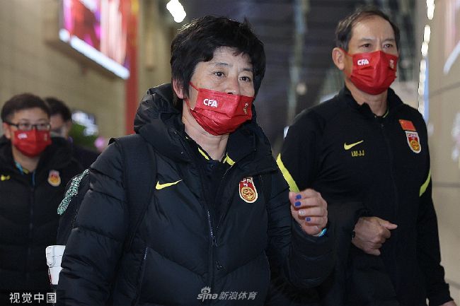 不过国米不准备为合同只剩半年的穆里尔支付太多转会费，只想冬季低价签约。